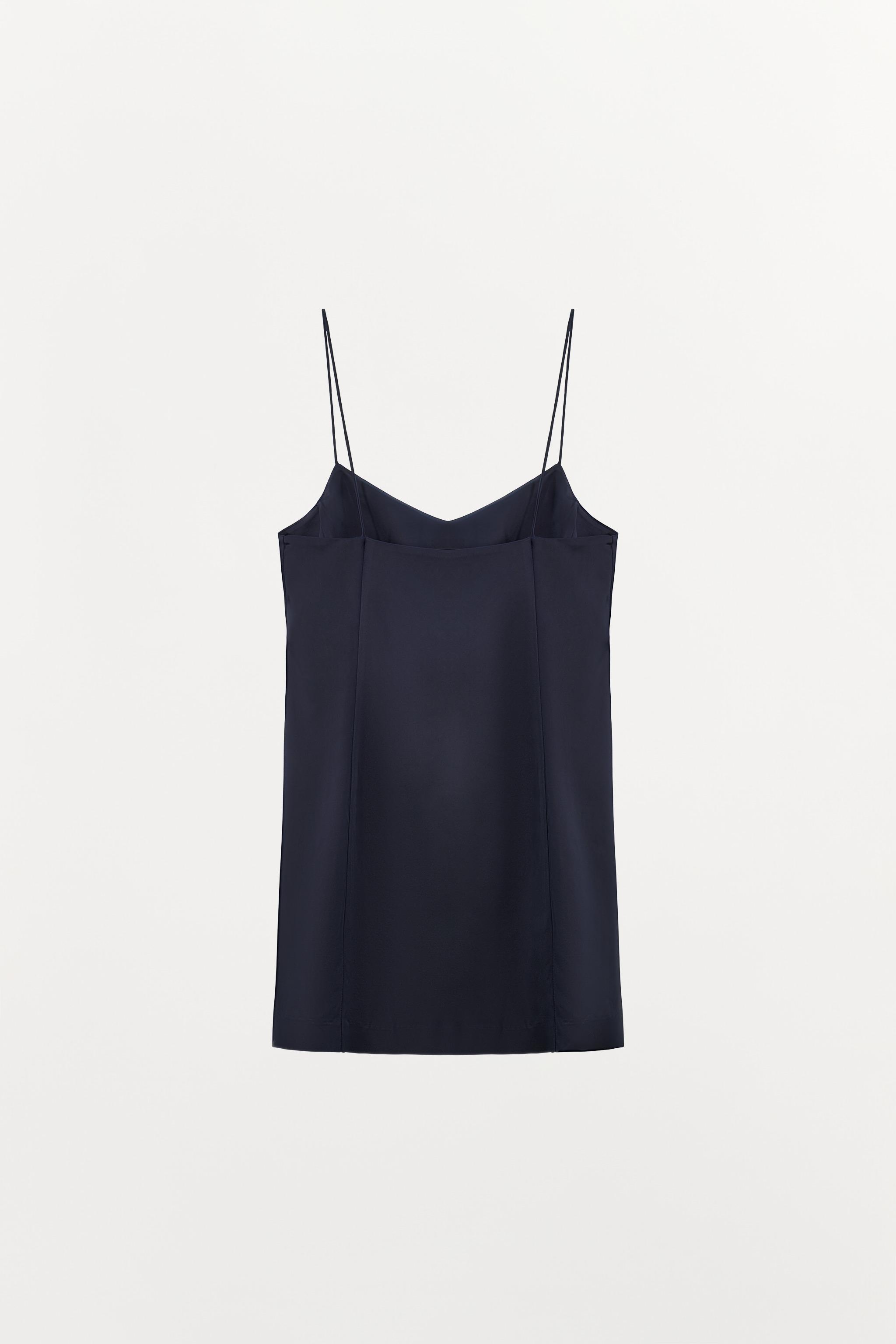 ROBE COURTE SATINÉE